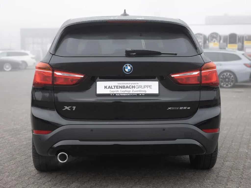BMW X1 xDrive 25e Advantage FACEL. NAVI SHZ PDC 01/2022-photo-6