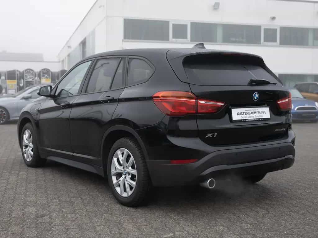BMW X1 xDrive 25e Advantage FACEL. NAVI SHZ PDC 01/2022-photo-7