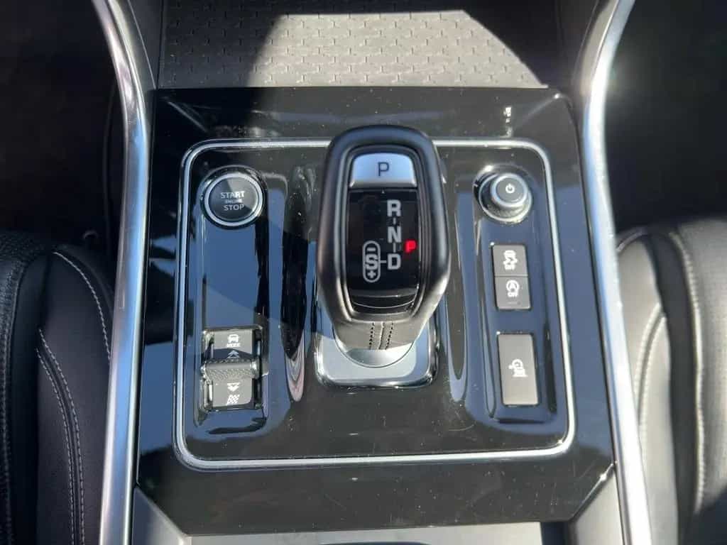 Jaguar XE P250 S Head UP Sitzheizung Navi 01/2020-photo-14