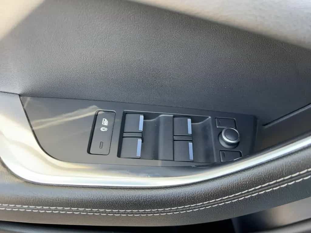 Jaguar XE P250 S Head UP Sitzheizung Navi 01/2020-photo-16