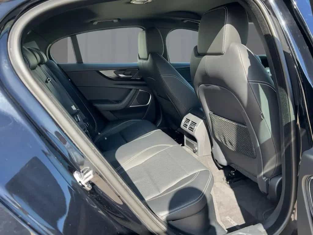 Jaguar XE P250 S Head UP Sitzheizung Navi 01/2020-photo-8