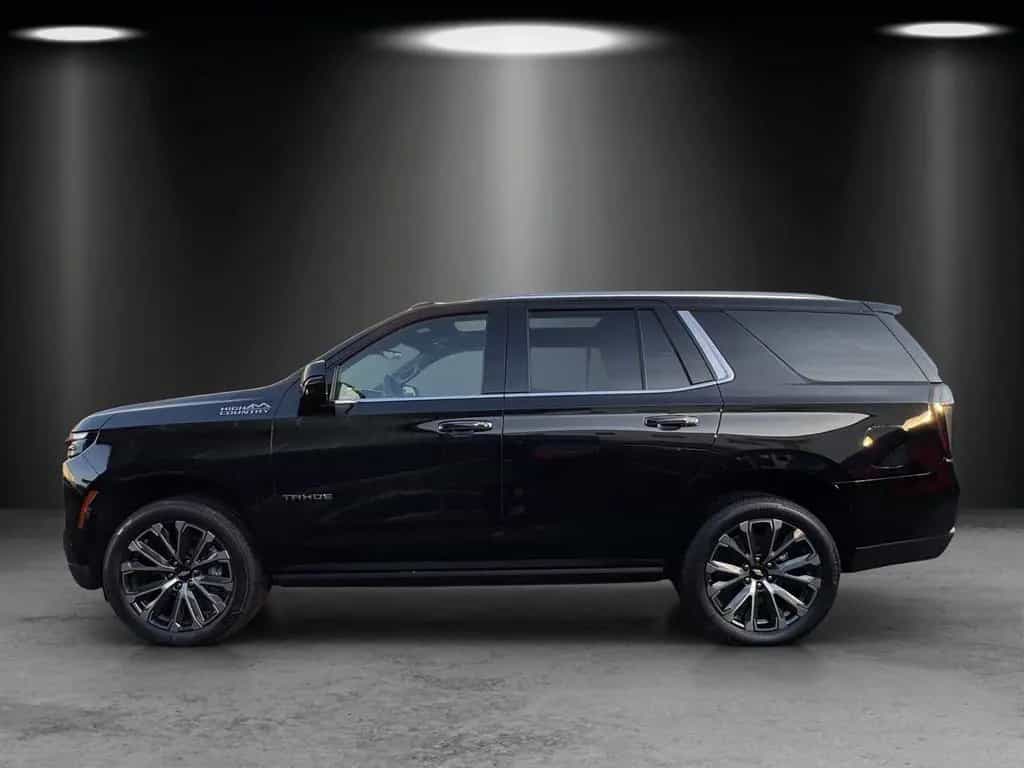 Chevrolet Tahoe High Country 6.2 MY25 PDC/LED/AHK/CARPLAY 03/2026-photo-1