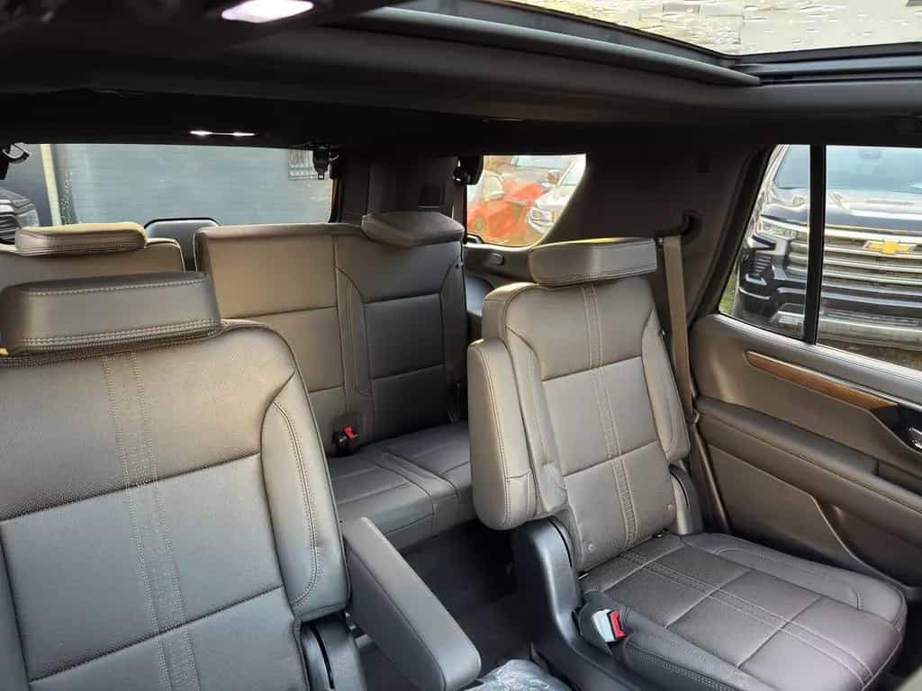 Chevrolet Tahoe High Country 6.2 MY25 PDC/LED/AHK/CARPLAY 03/2026-photo-19