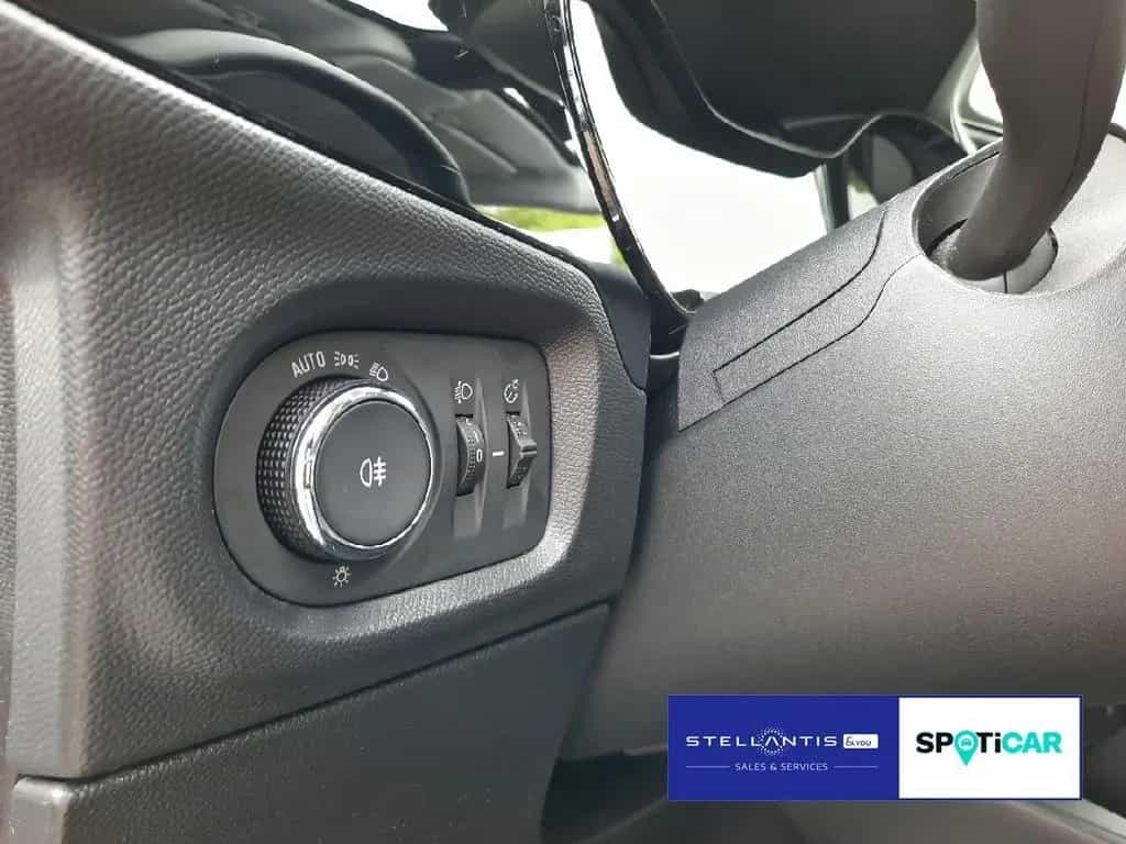 Opel Corsa F Edition 08/2022-photo-11