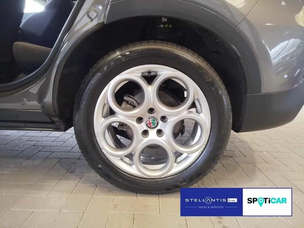 Alfa Romeo Tonale (622) Super 03/2024-photo-9