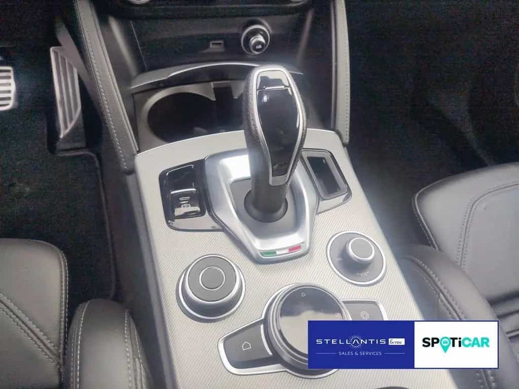 Alfa Romeo Stelvio 2.0 Turbo 16V Veloce Q4 2.0 Turbo 16V Ve 10/2023-photo-18