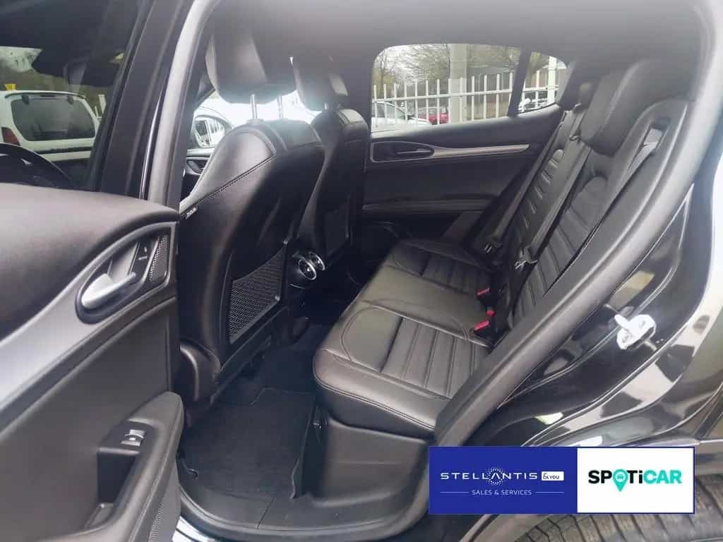Alfa Romeo Stelvio 2.0 Turbo 16V Veloce Q4 2.0 Turbo 16V Ve 10/2023-photo-9