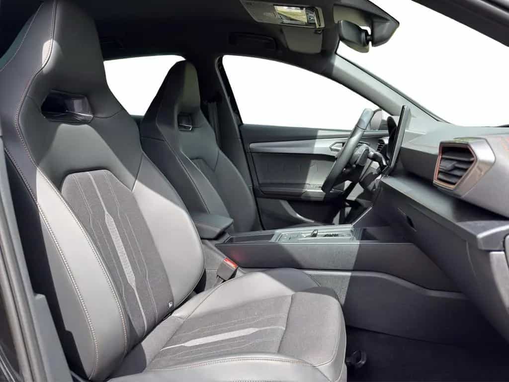 Cupra Formentor 2.0 TSI DSG 4Drive VZ DCC MATRIX*VIRTU 02/2024-photo-11