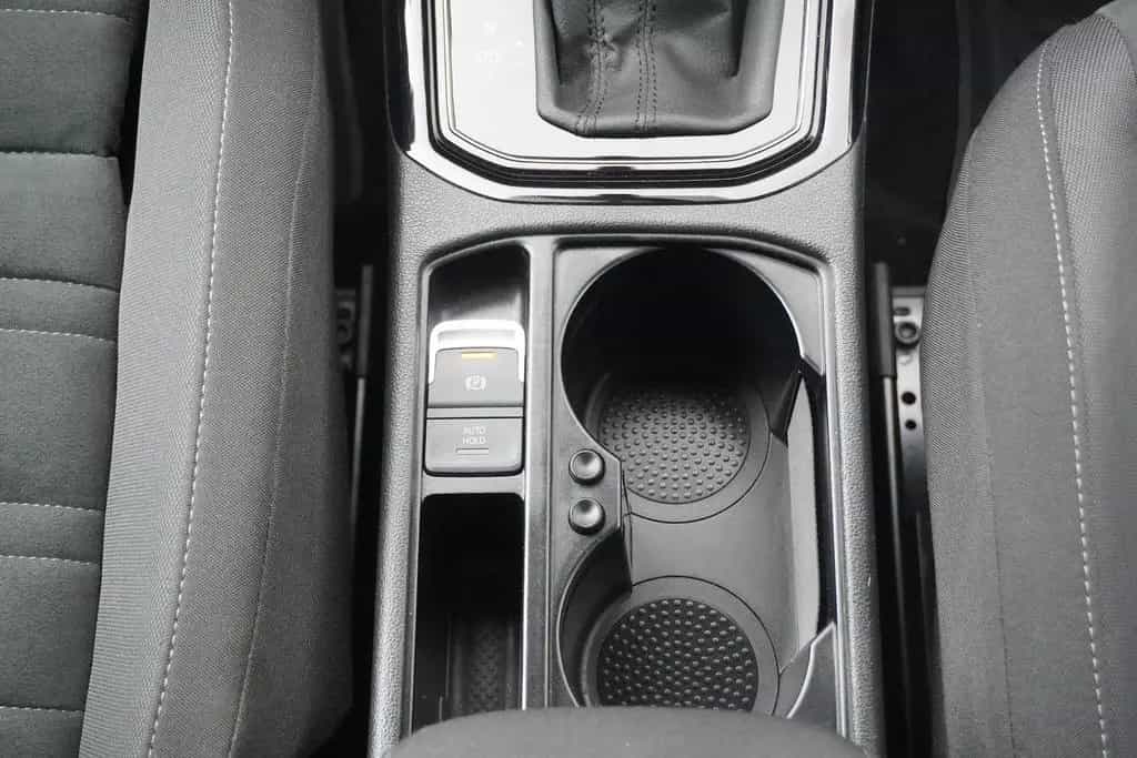 Volkswagen Touran 1.4 TSI R-Line Kamera AHK LED ACC Keyless 08/2018-photo-21