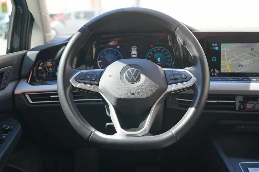Volkswagen Golf VIII Life 1.0 eTSI DSG LED Navi ACC Kamera 03/2021-photo-11