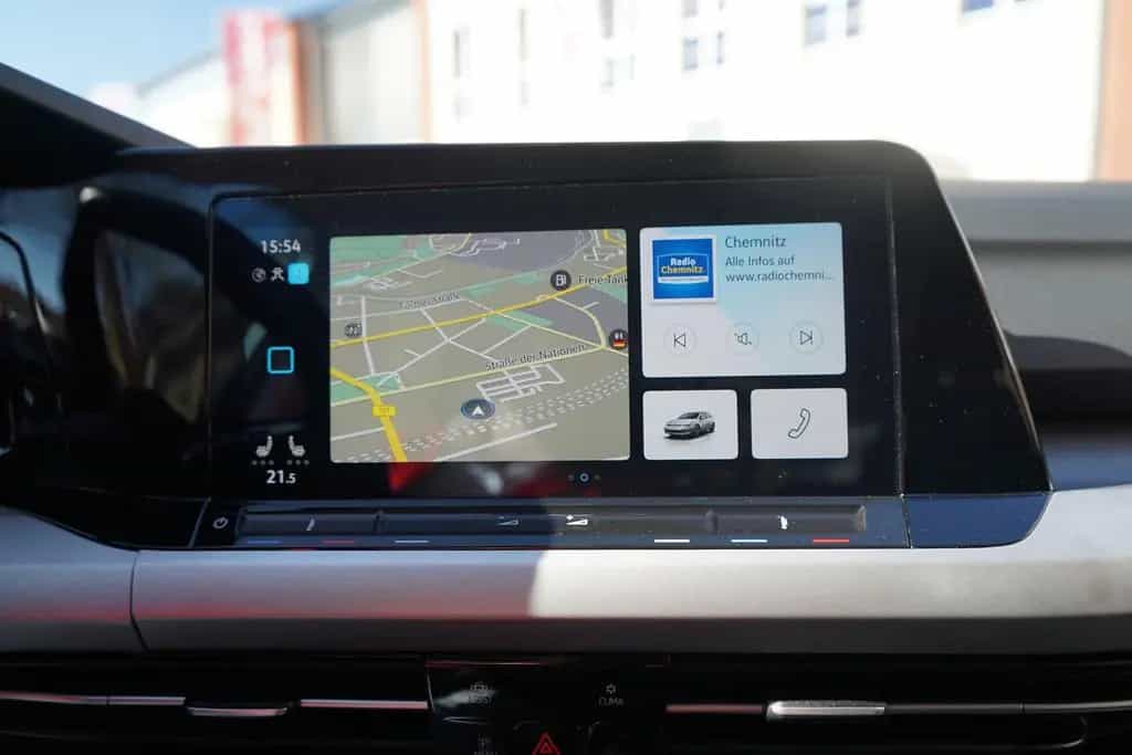 Volkswagen Golf VIII Life 1.0 eTSI DSG LED Navi ACC Kamera 03/2021-photo-12