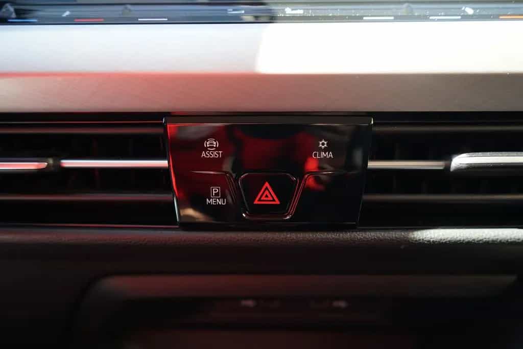 Volkswagen Golf VIII Life 1.0 eTSI DSG LED Navi ACC Kamera 03/2021-photo-14