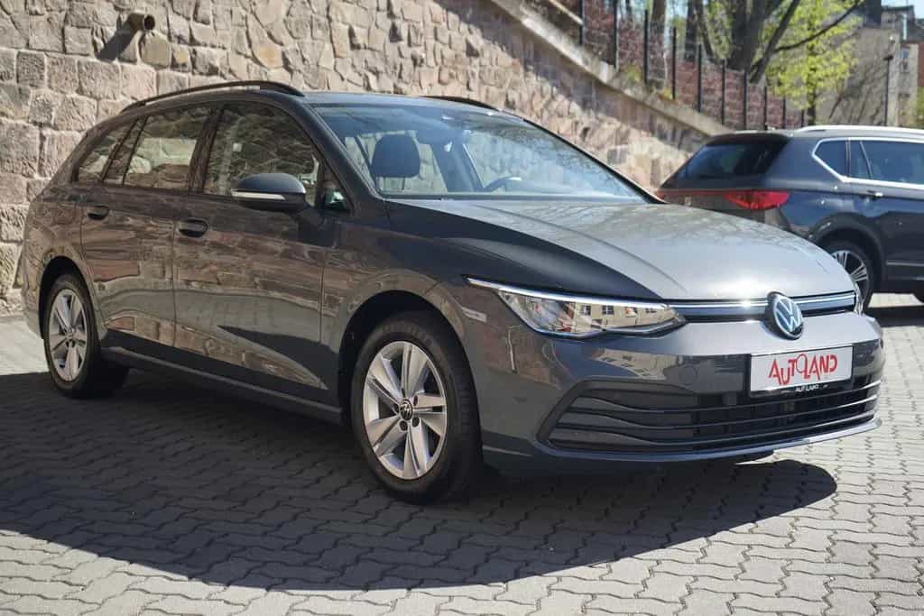 Volkswagen Golf VIII Life 1.0 eTSI DSG LED Navi ACC Kamera 03/2021-photo-7