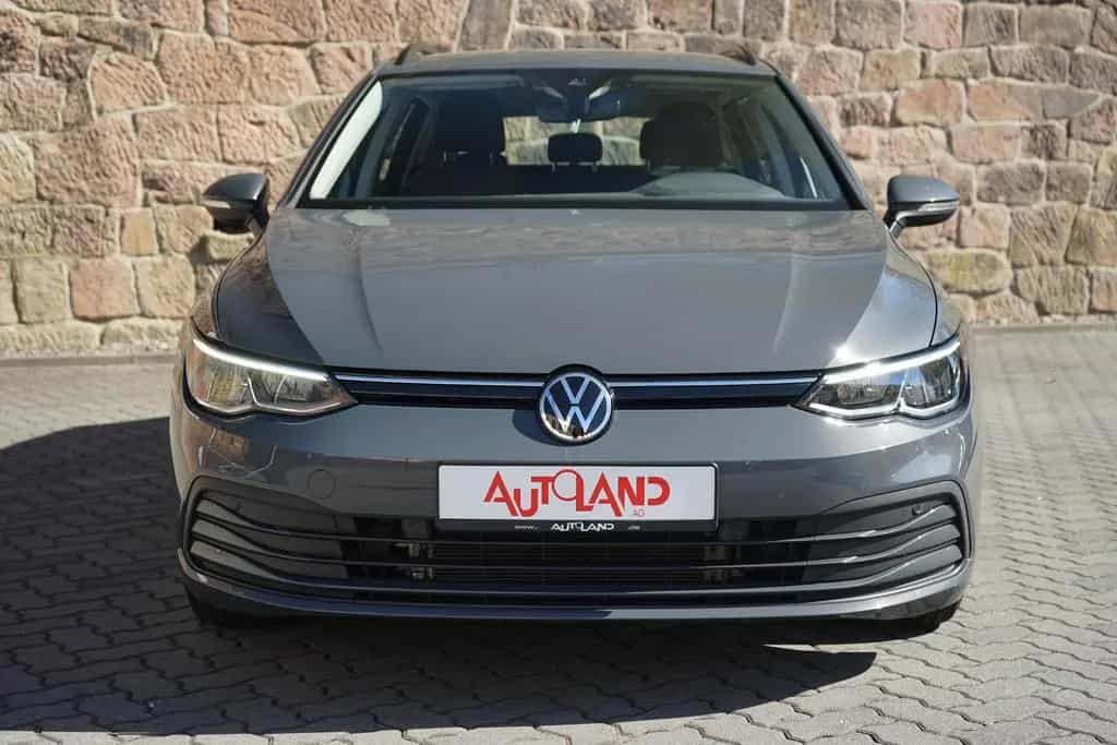 Volkswagen Golf VIII Life 1.0 eTSI DSG LED Navi ACC Kamera 03/2021-photo-8