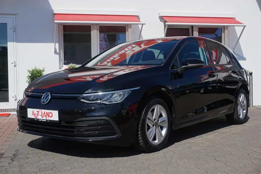 Volkswagen Golf VIII Style eTSI DSG LED Navi ACC DAB Kamera 02/2021-photo-1