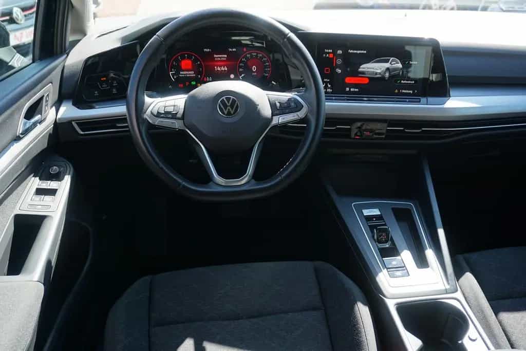 Volkswagen Golf VIII Style eTSI DSG LED Navi ACC DAB Kamera 02/2021-photo-11