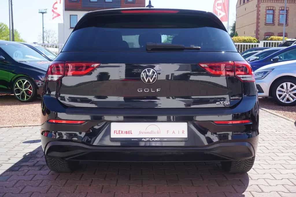 Volkswagen Golf VIII Style eTSI DSG LED Navi ACC DAB Kamera 02/2021-photo-3