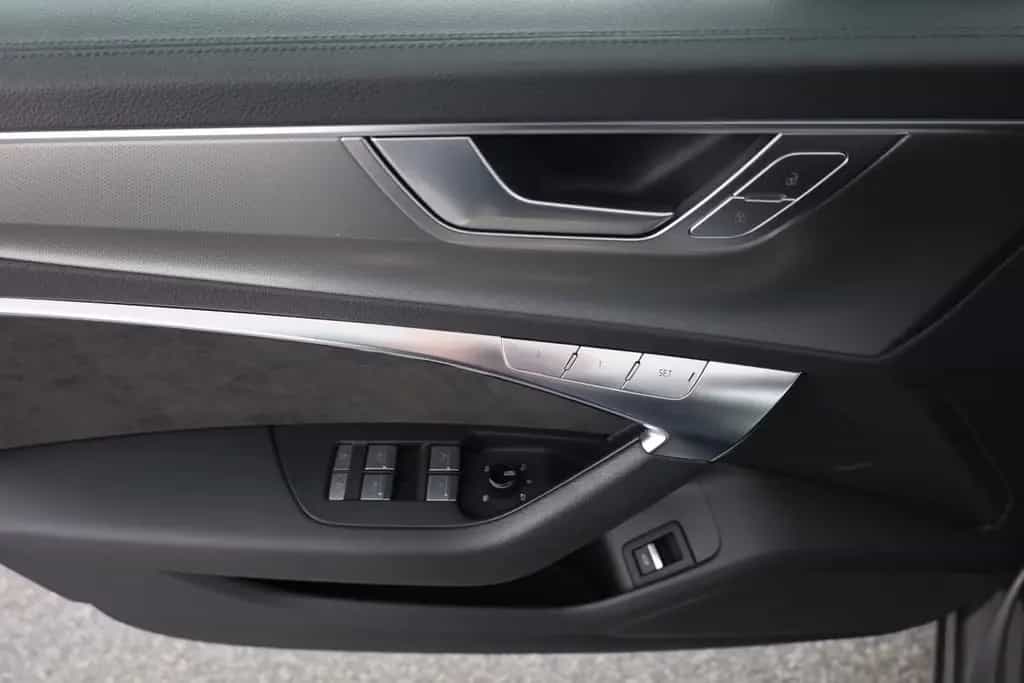 Audi A6 Avant 50 TDI quattro design LED Panorama AHK 01/2020-photo-20