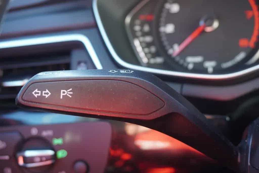 Audi A4 Avant 40 2.0 TFSI S-Line LED Navi PDC DAB 03/2019-photo-20