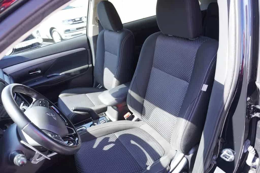 Mitsubishi Outlander 2.0 2WD Kamera Tempomat AHK PDC 06/2018-photo-10