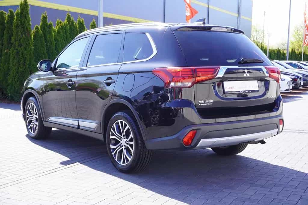 Mitsubishi Outlander 2.0 2WD Kamera Tempomat AHK PDC 06/2018-photo-2