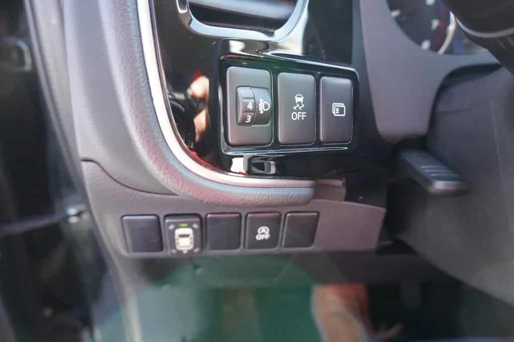 Mitsubishi Outlander 2.0 2WD Kamera Tempomat AHK PDC 06/2018-photo-27
