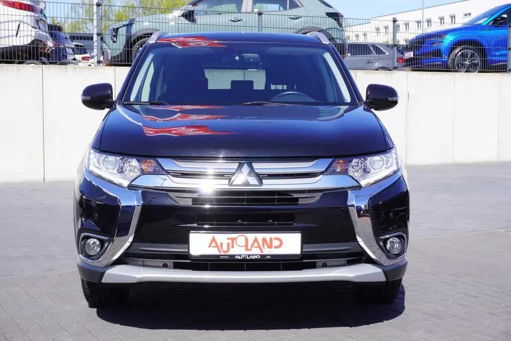Mitsubishi Outlander 2.0 2WD Kamera Tempomat AHK PDC 06/2018-photo-6