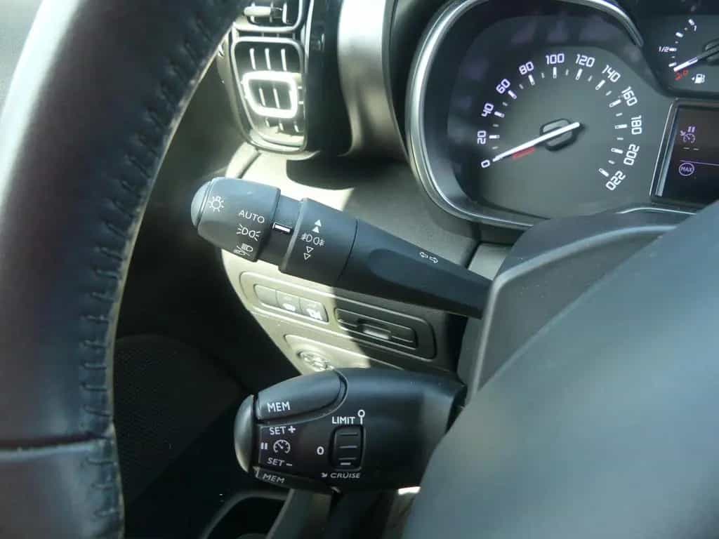 Citroën C3 Aircross PureTech110 Shine AAC Navi HUD SHZ 07/2021-photo-22