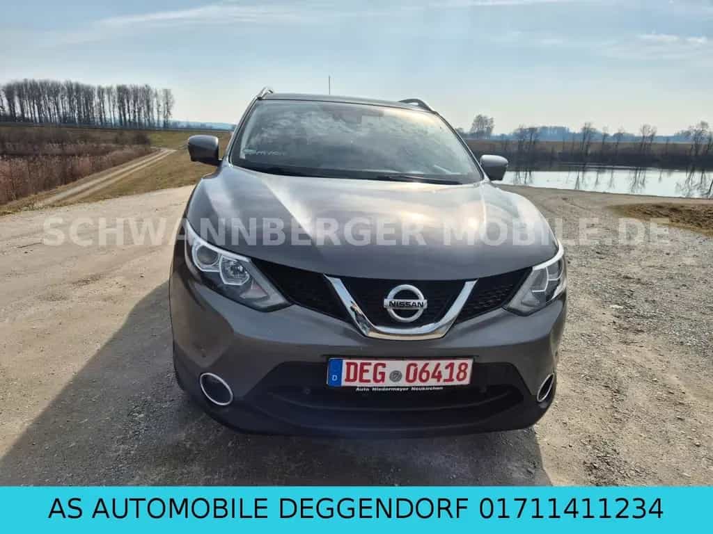 Nissan Qashqai N-Connecta-BITTE INSERAT GENAU LESEN 02/2017-photo-0