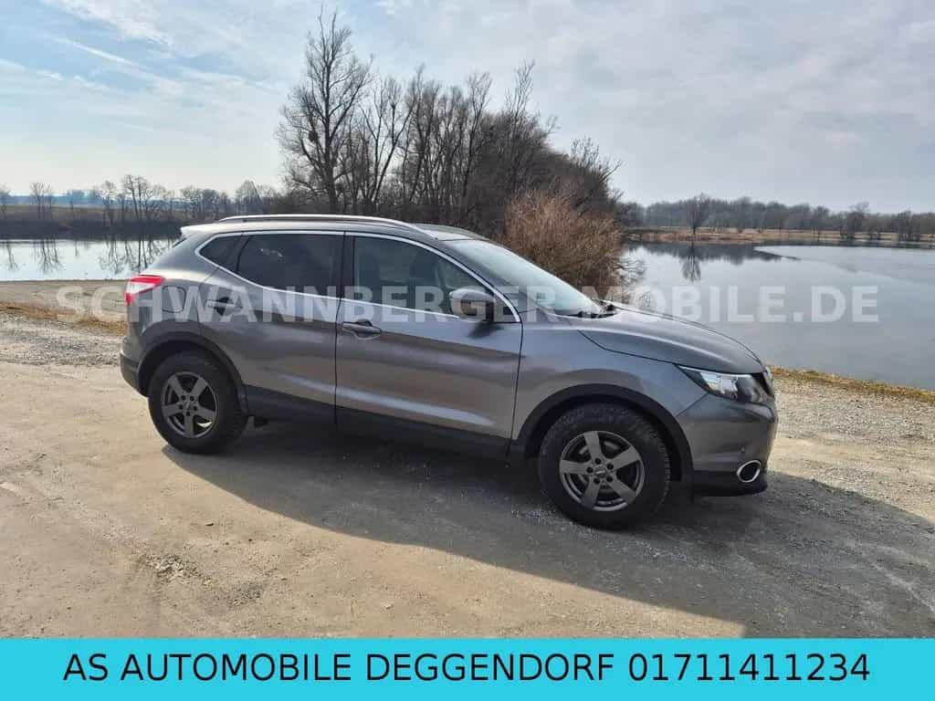 Nissan Qashqai N-Connecta-BITTE INSERAT GENAU LESEN 02/2017-photo-18