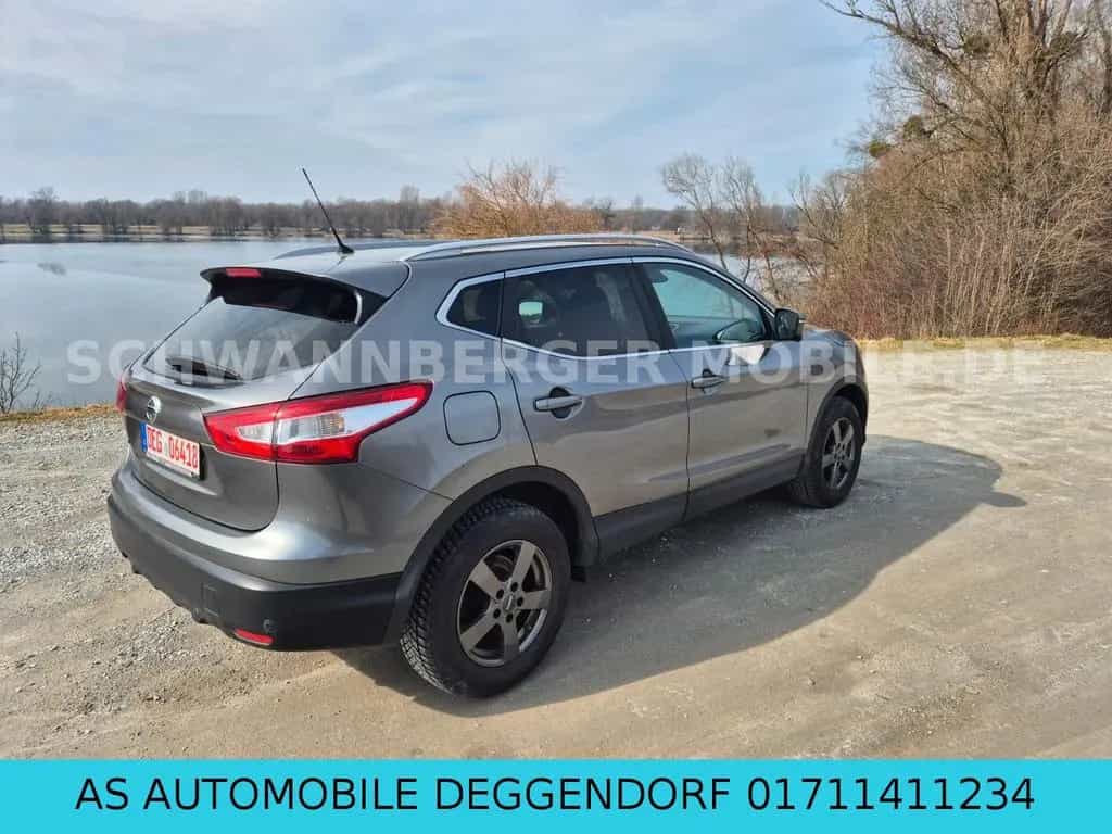 Nissan Qashqai N-Connecta-BITTE INSERAT GENAU LESEN 02/2017-photo-7