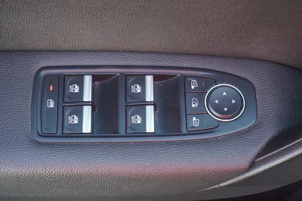 Renault Captur II 1.3 TCE Edition One EDC LED Navi 06/2020-photo-17