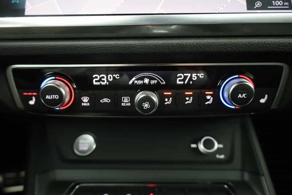 Audi Q3 35 1.5 TFSI S line LED Navi Virtual Cockpit 11/2018-photo-11
