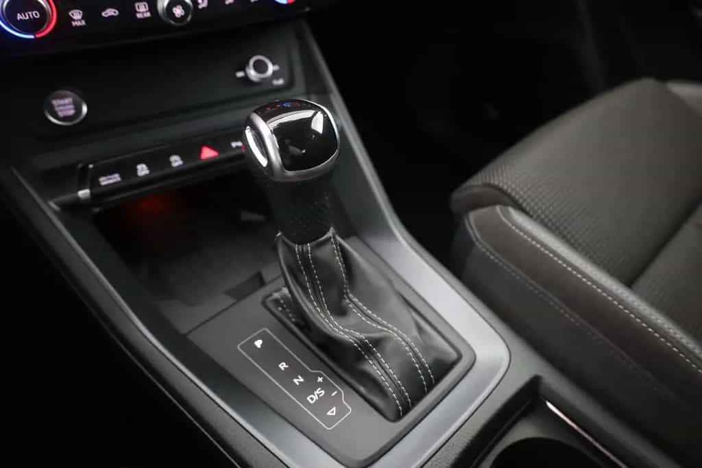Audi Q3 35 1.5 TFSI S line LED Navi Virtual Cockpit 11/2018-photo-14