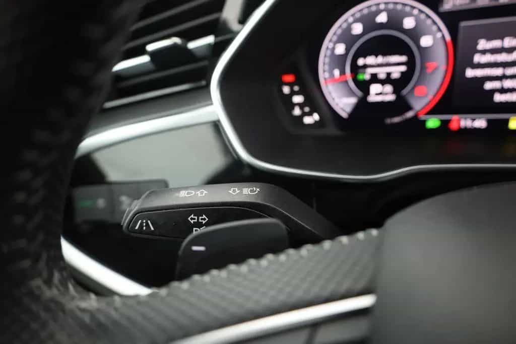 Audi Q3 35 1.5 TFSI S line LED Navi Virtual Cockpit 11/2018-photo-19