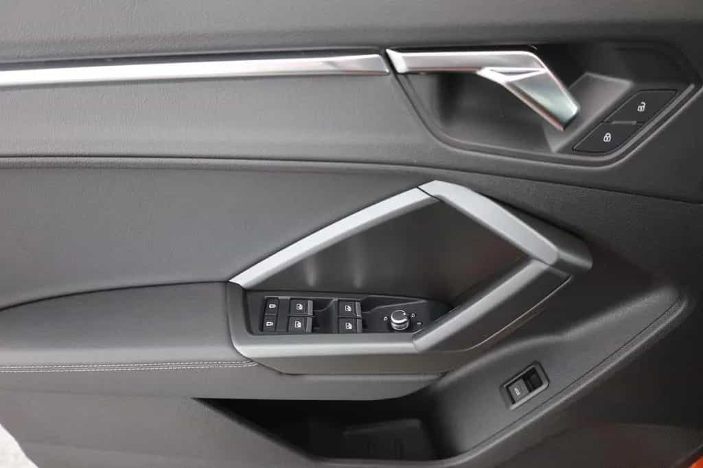 Audi Q3 35 1.5 TFSI S line LED Navi Virtual Cockpit 11/2018-photo-22