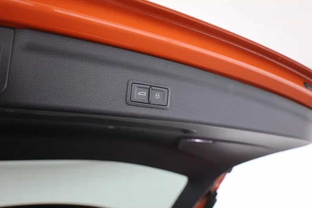 Audi Q3 35 1.5 TFSI S line LED Navi Virtual Cockpit 11/2018-photo-28