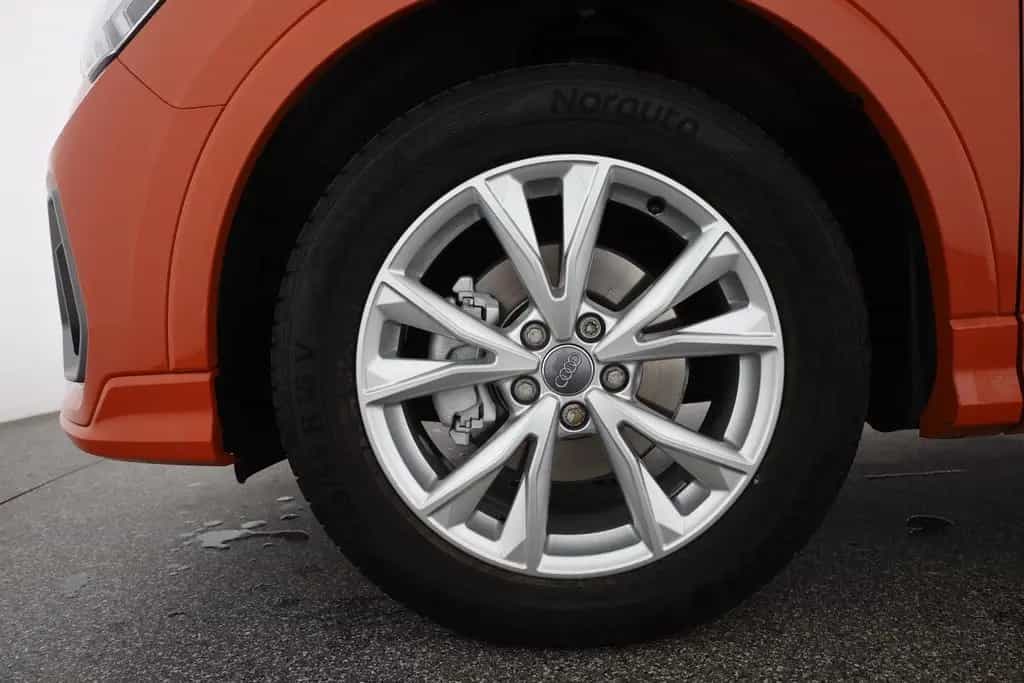 Audi Q3 35 1.5 TFSI S line LED Navi Virtual Cockpit 11/2018-photo-32