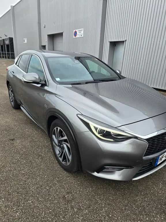 Infiniti Q30 2.2d DCT AWD Premium Premium 06/2016-photo-7
