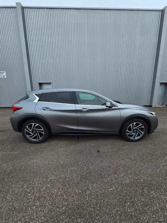 Infiniti Q30 2.2d DCT AWD Premium Premium 06/2016-photo-8