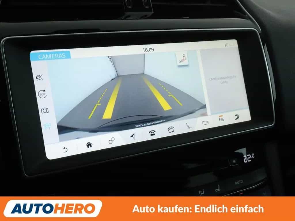 Jaguar F-Pace 20d Prestige AWD Aut.*NAV*XENON*ACC*CAM* 10/2016-photo-20