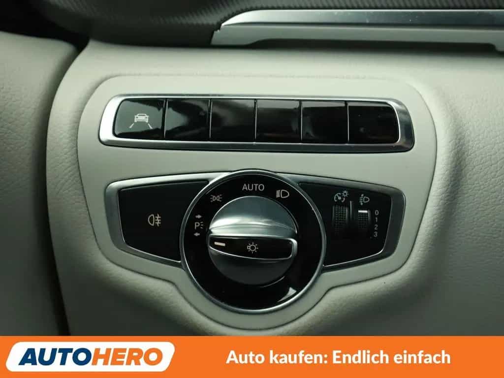 Mercedes-Benz V-Class 220 d lang BlueTEC Edition Aut.*NAV*TEMP*CAM* 11/2016-photo-31