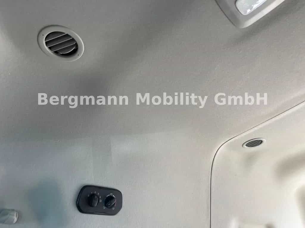 Ford Transit Custom L2 H2 Lang Behindertengerecht Aut 10/2017-photo-33