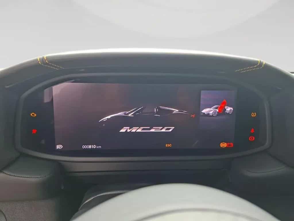Maserati MC20 Cielo 08/2023-photo-10