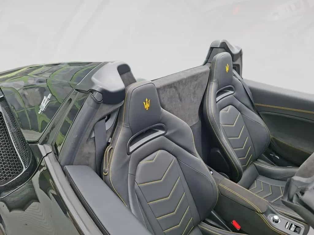 Maserati MC20 Cielo 08/2023-photo-4