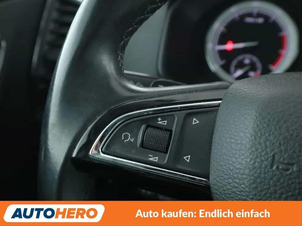 Skoda Karoq 1.5 TSI ACT Style Aut.*NAV*ACC*CAM*PDC* 02/2019-photo-28