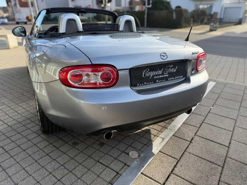 Mazda MX-5 1.8 Kaminari, Leder, TüV 03.2027... 03/2012-photo-10