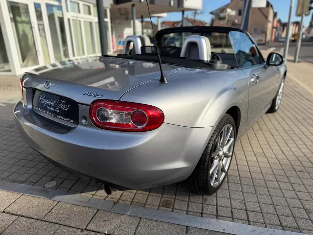 Mazda MX-5 1.8 Kaminari, Leder, TüV 03.2027... 03/2012-photo-14