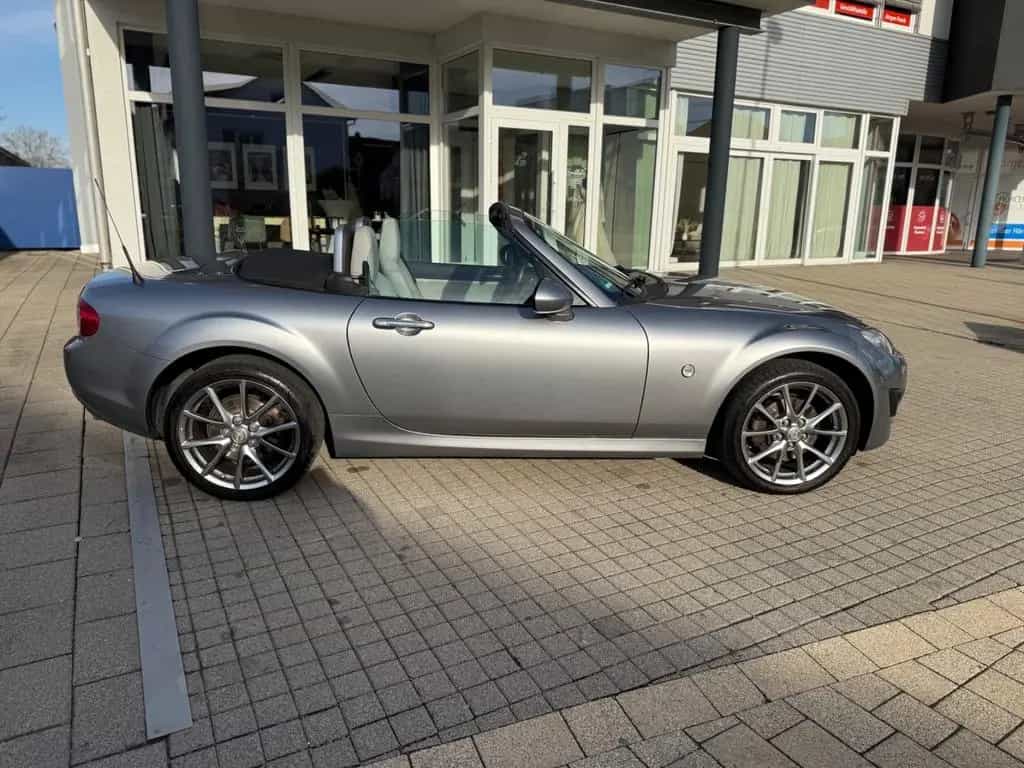 Mazda MX-5 1.8 Kaminari, Leder, TüV 03.2027... 03/2012-photo-15