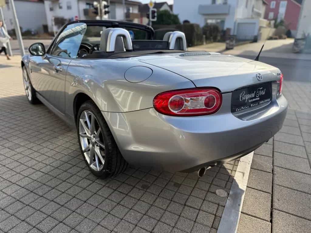 Mazda MX-5 1.8 Kaminari, Leder, TüV 03.2027... 03/2012-photo-9